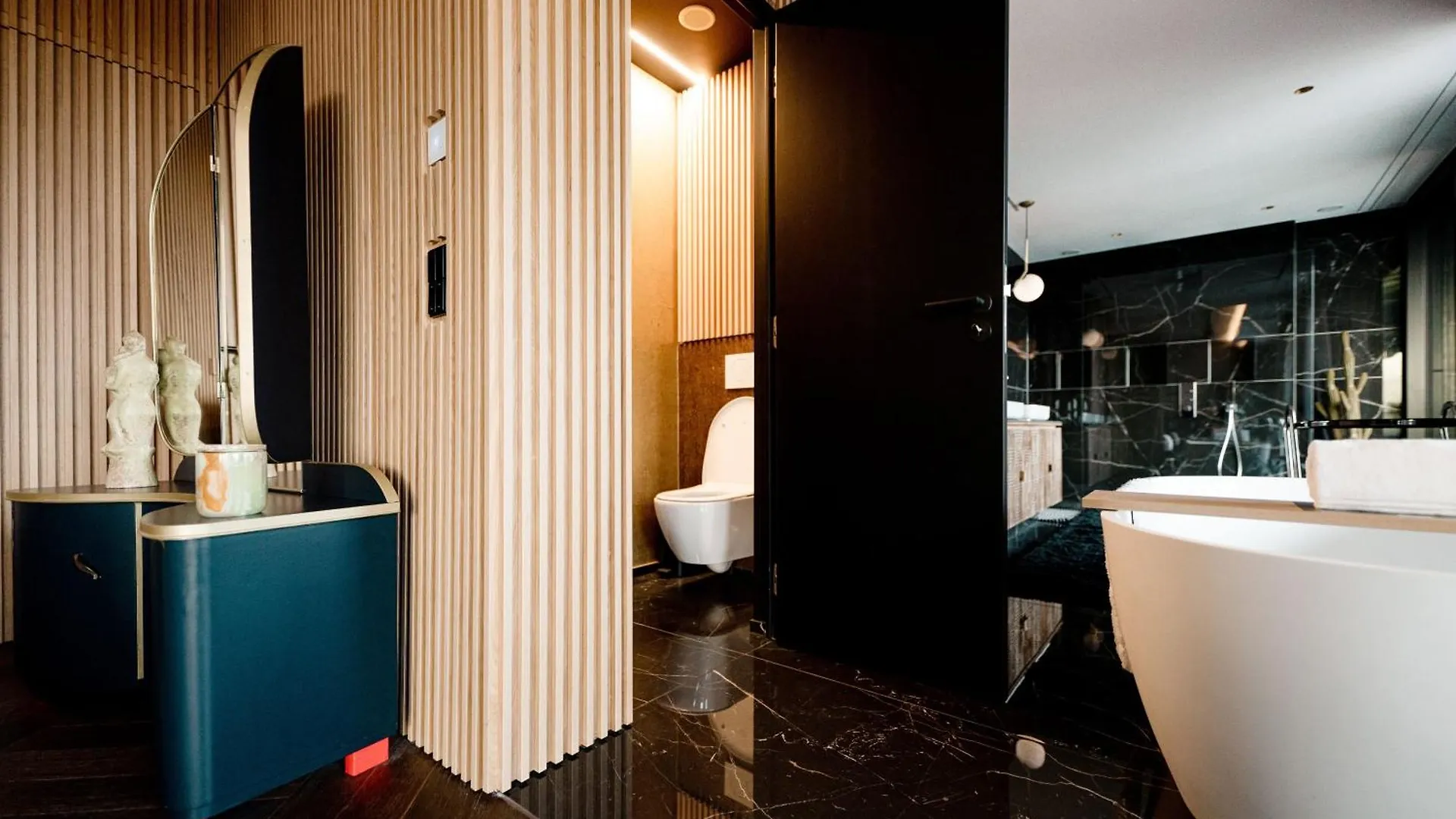 公寓 Sky21 Lux Stay With Pool, Gym, Spa & City Views 卢森堡 卢森堡