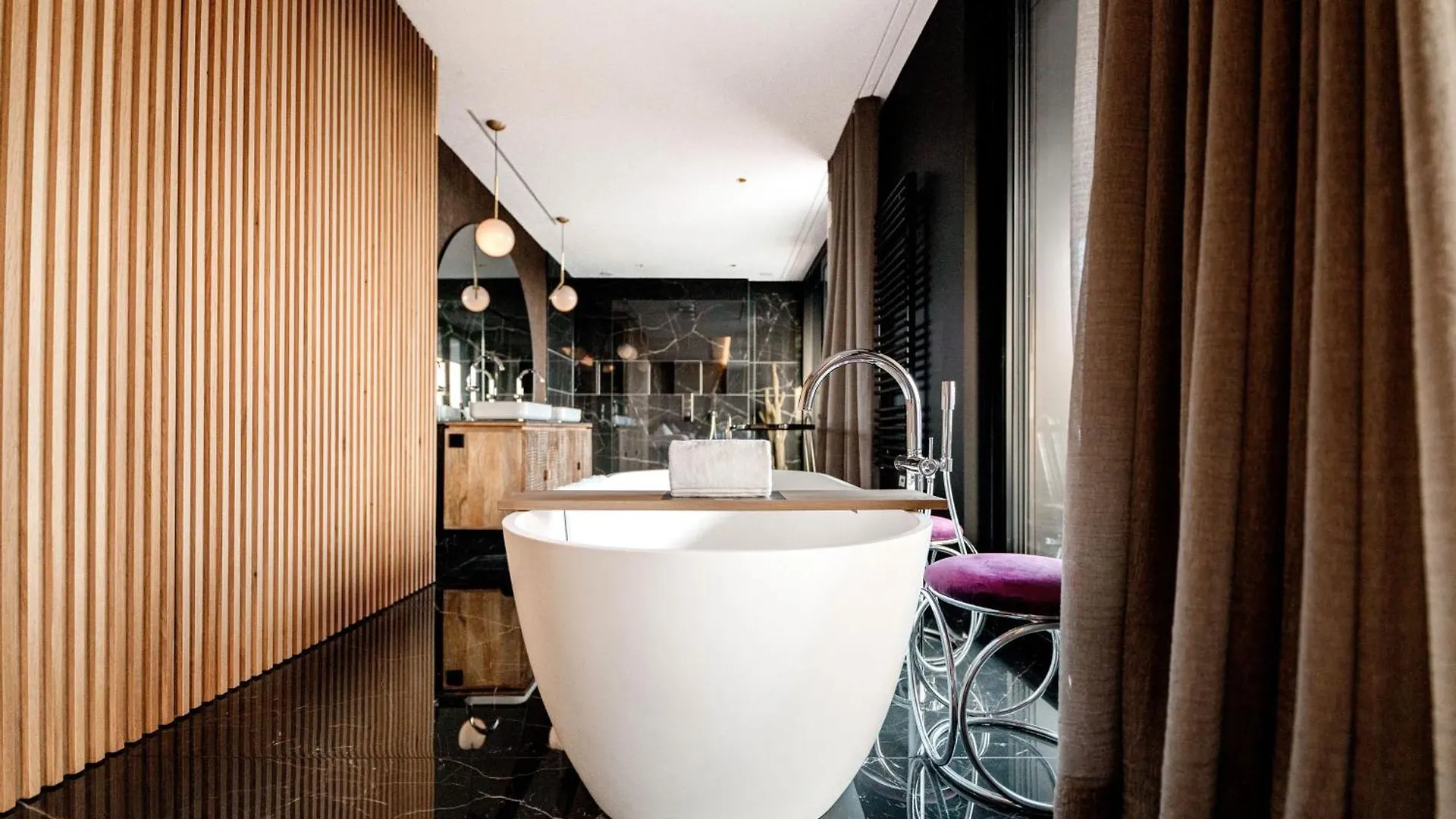 Sky21 Lux Stay With Pool, Gym, Spa & City Views 卢森堡